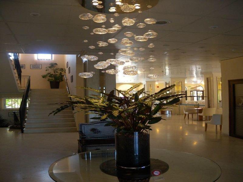 לגאנאס Hotel Pallas מראה חיצוני תמונה
